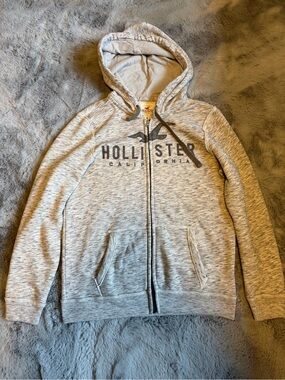 Hollister men’s Light Gray Hooded Zip Sweater